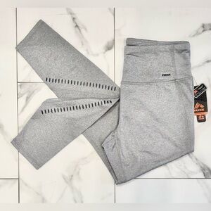 NWT! ❤️‍🔥 Reflective Thermal Running Tights!